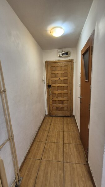 Auchan, Titan, apartament 2 camere de vanzare.