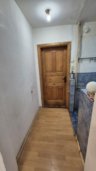 Auchan, Titan, apartament 2 camere de vanzare.