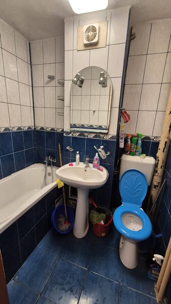 Auchan, Titan, apartament 2 camere de vanzare.